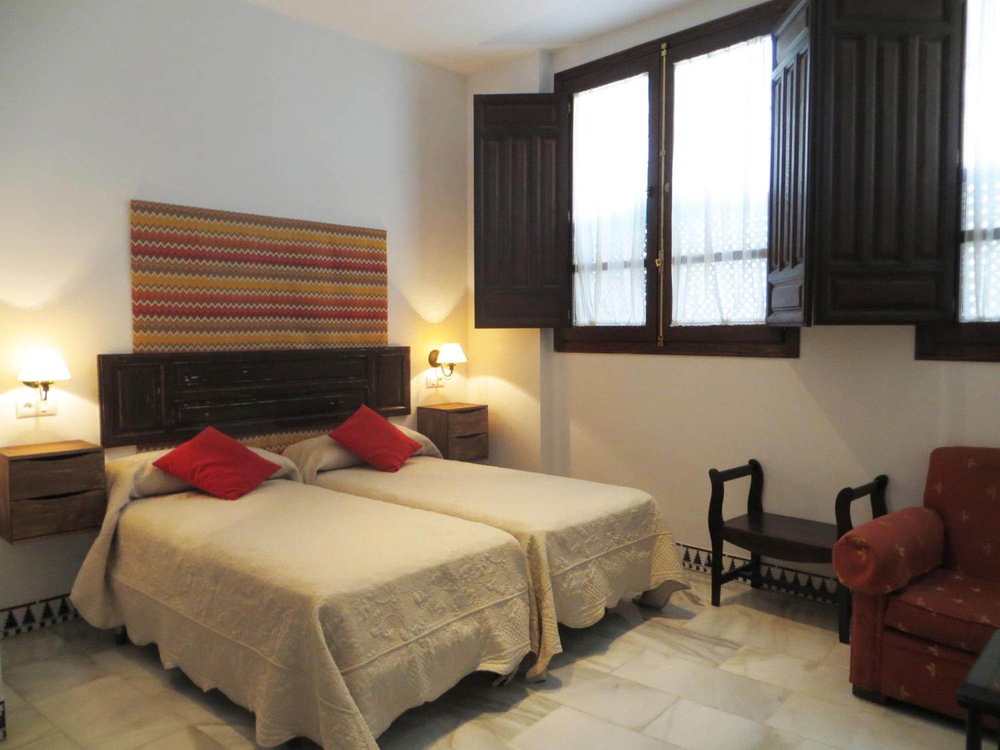 Apartamentos Plaza Córdoba Pokoj fotografie