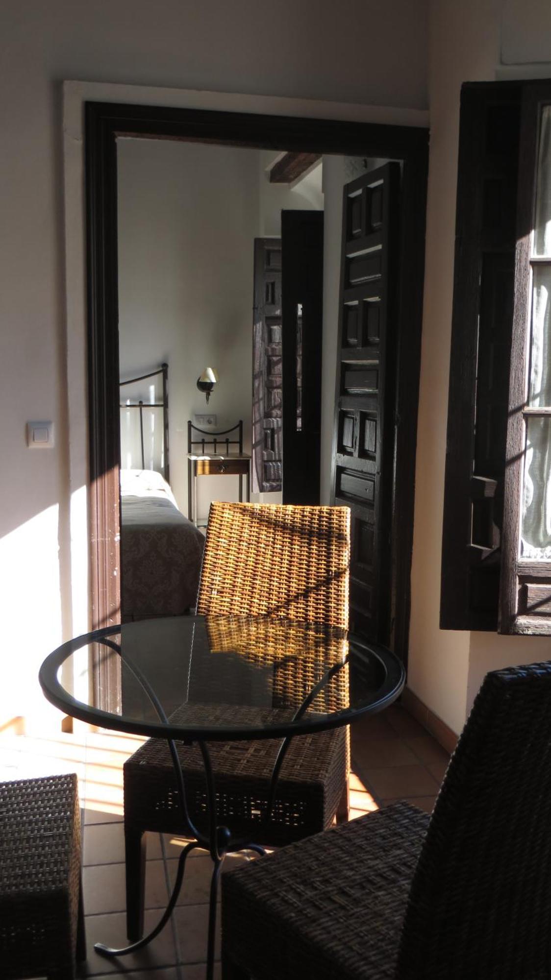 Apartamentos Plaza Córdoba Pokoj fotografie