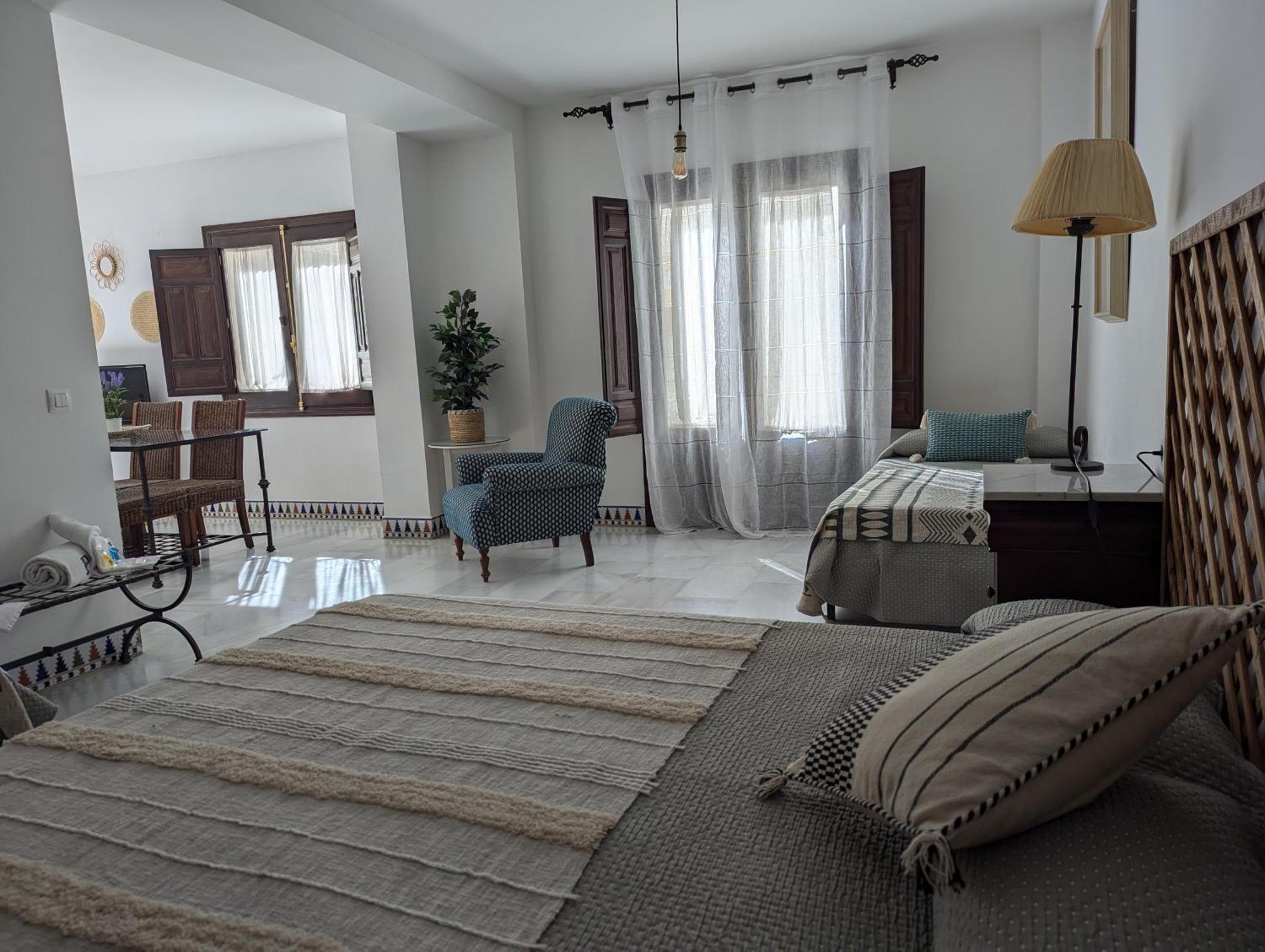 Apartamentos Plaza Córdoba Exteriér fotografie