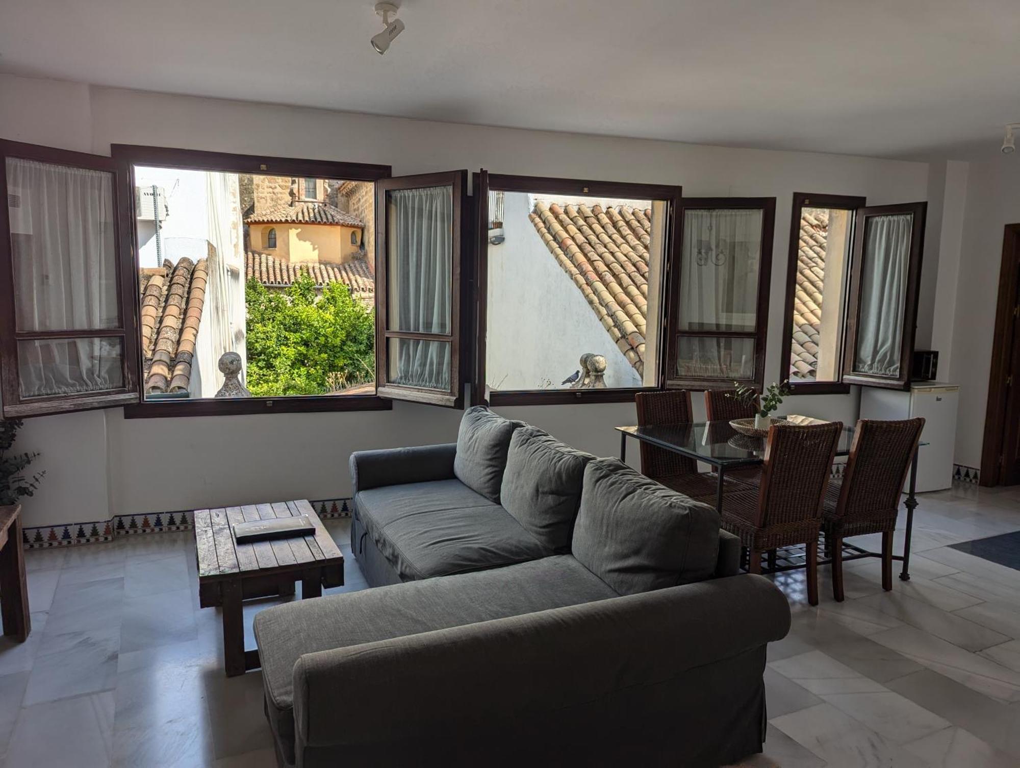 Apartamentos Plaza Córdoba Exteriér fotografie