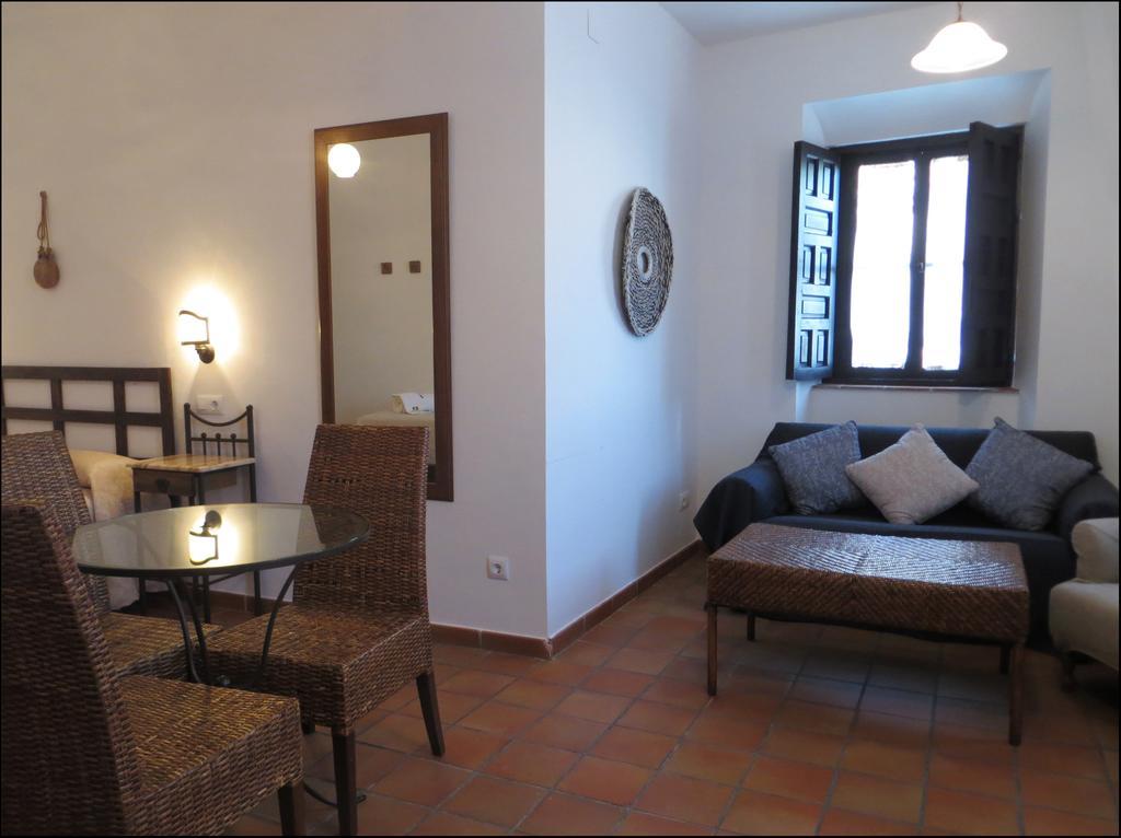 Apartamentos Plaza Córdoba Exteriér fotografie