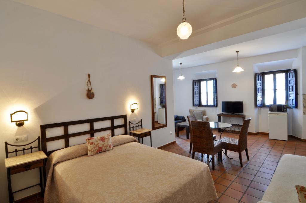 Apartamentos Plaza Córdoba Exteriér fotografie