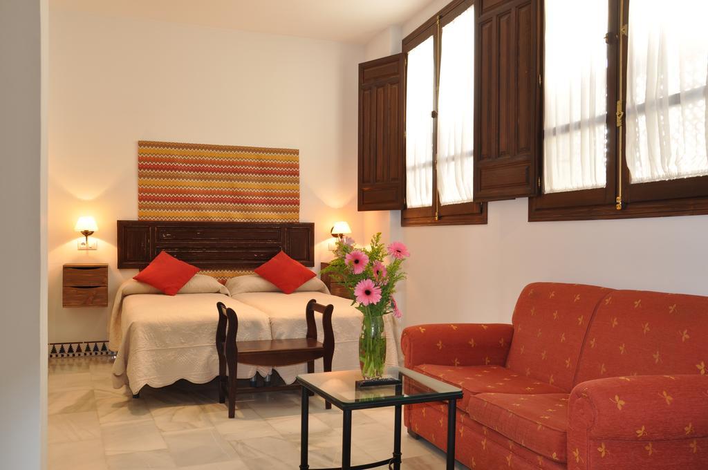 Apartamentos Plaza Córdoba Exteriér fotografie