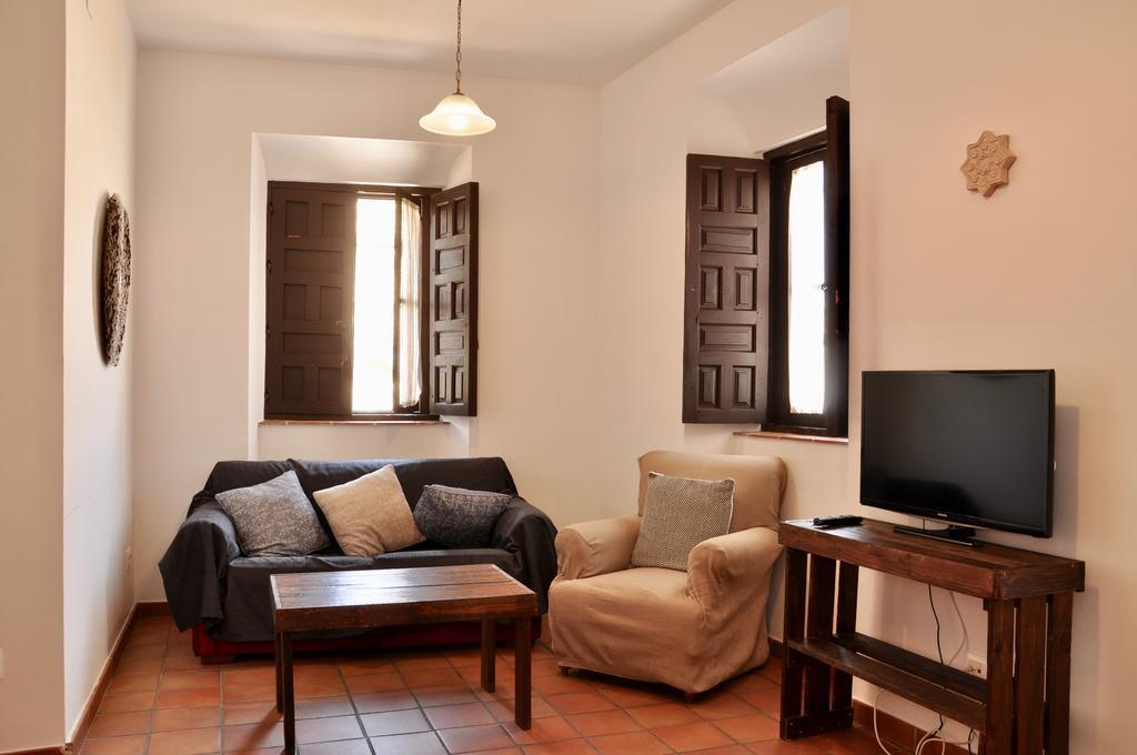Apartamentos Plaza Córdoba Exteriér fotografie